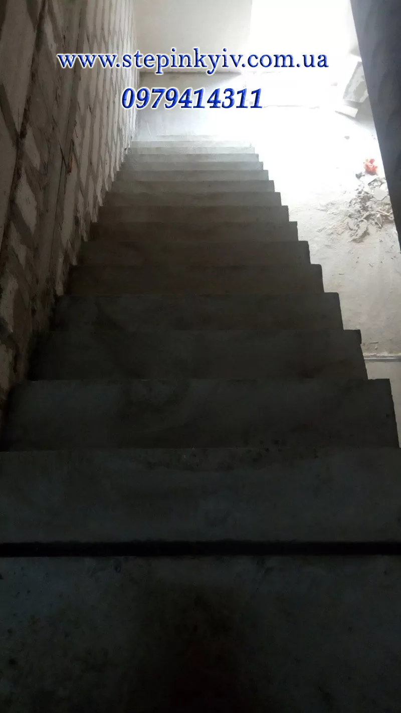 Лестницы из бетона (монолитные) 15