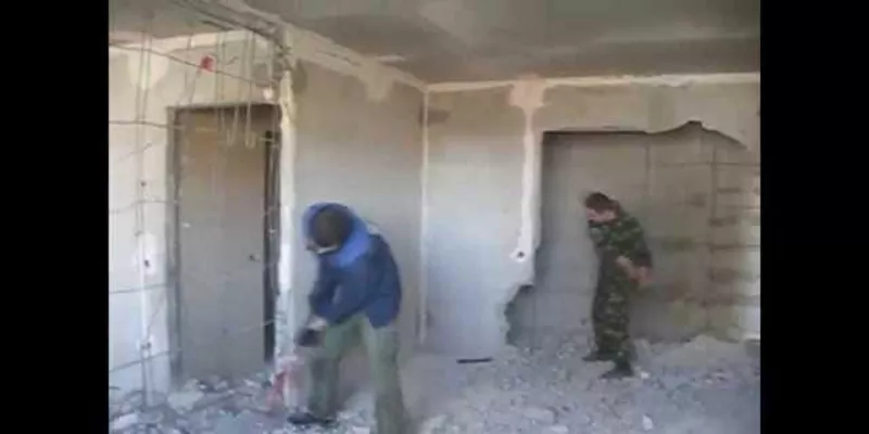 Демонтаж стен,  пола,  штукатурки,  плитки,  Вывоз стройму 2