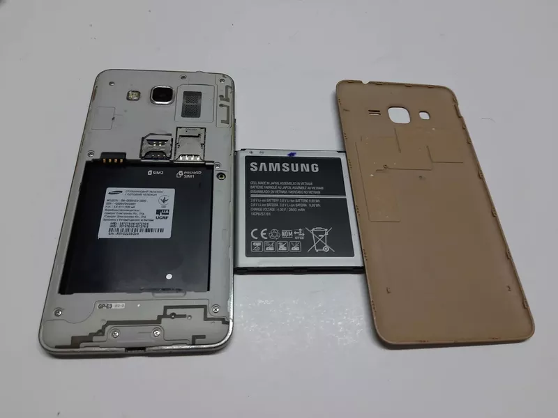 Продам б/у Samsung SM-G530H 5