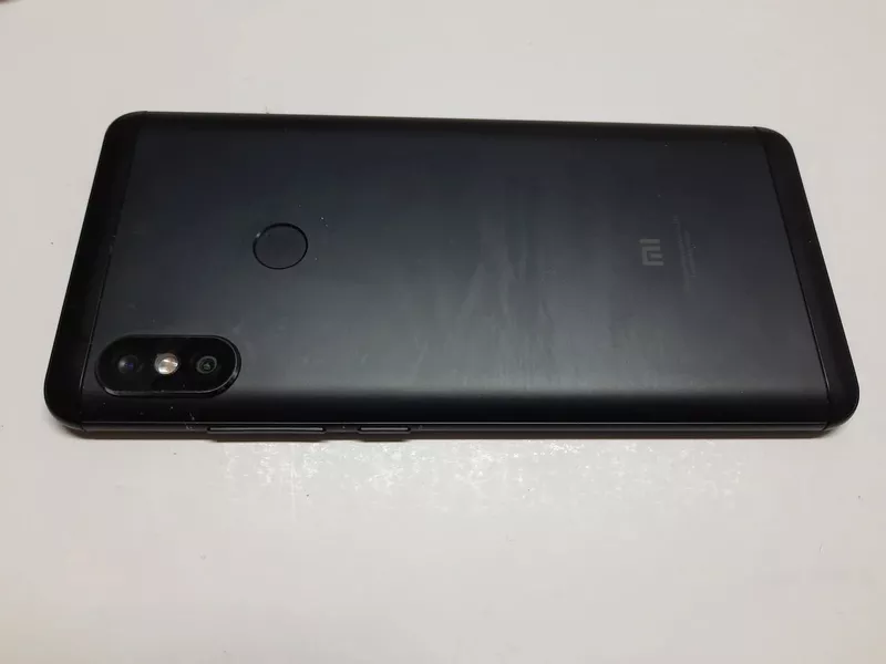 Продам б/у Xiaomi Redmi Note 5 4/64GB 3