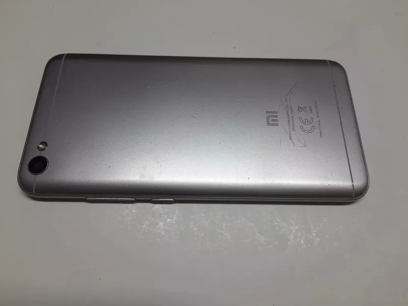 Б/у Xiaomi Redmi Note 5A 2/16 4