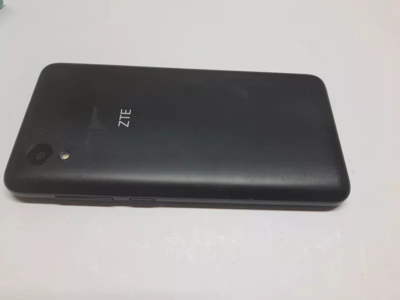 Б/у Zte Blade L8  3