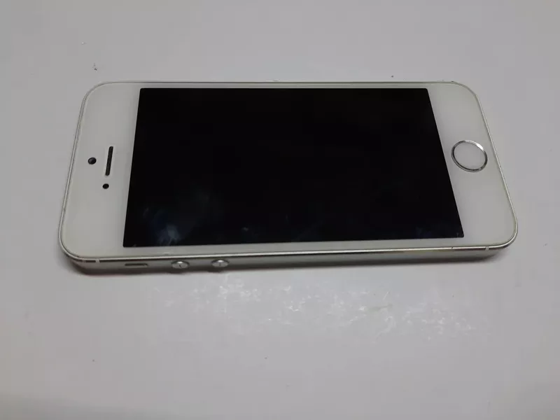 Б/у Apple iphone 5s 16gb 2