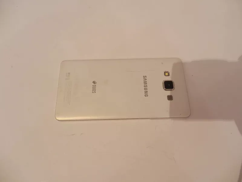 Мобильный телефон Samsung A700  6