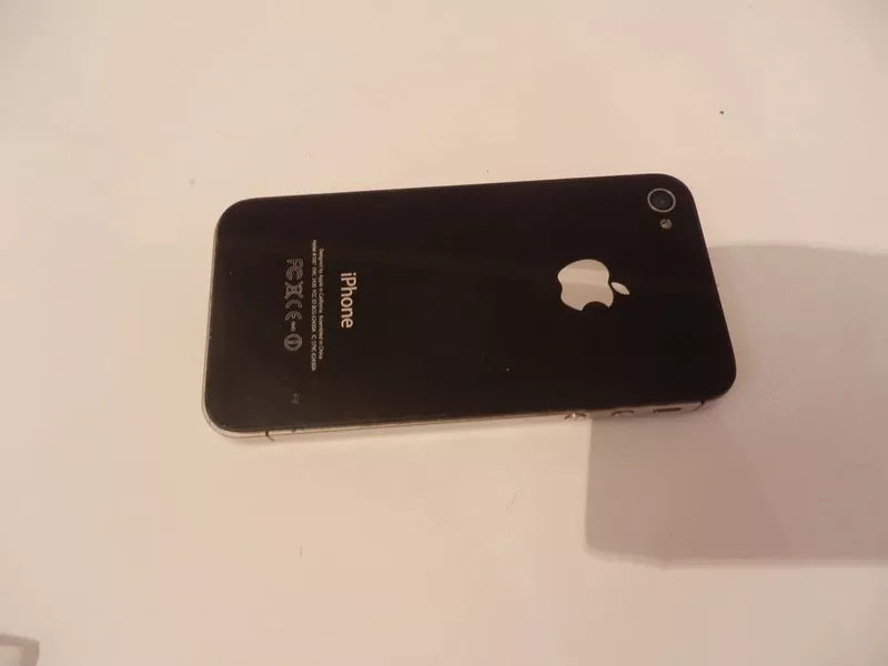 Мобильный телефон Apple iphone 4s 5