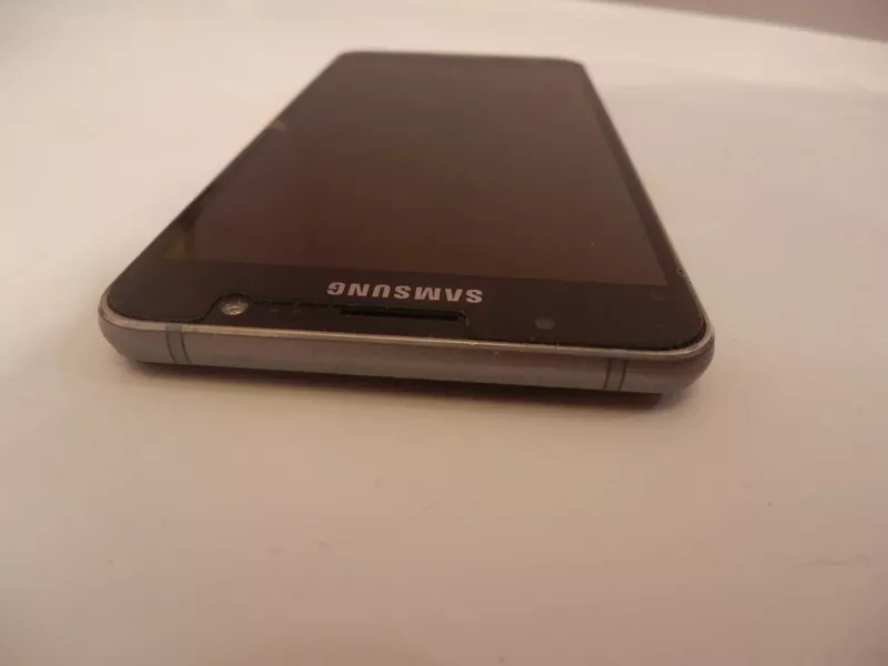 Мобильный телефон Samsung J510 2