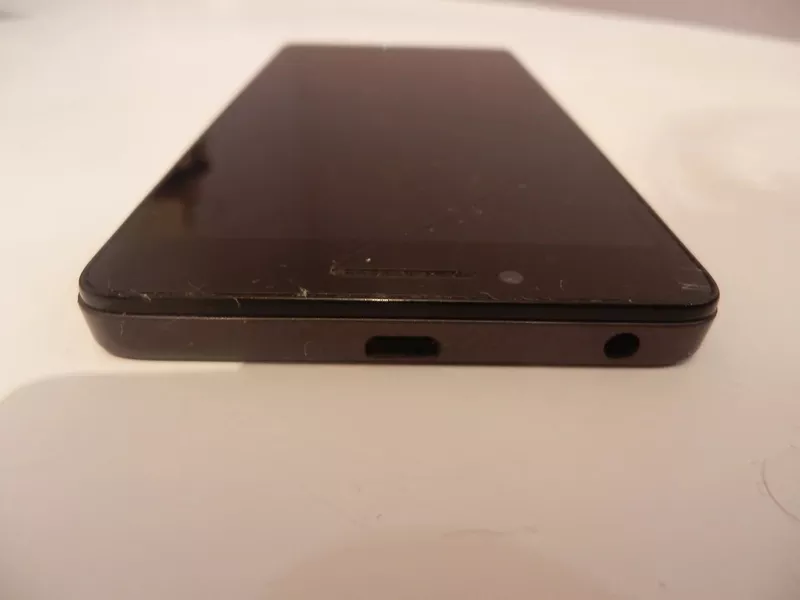 Мобильный телефон Lenovo A6010 6