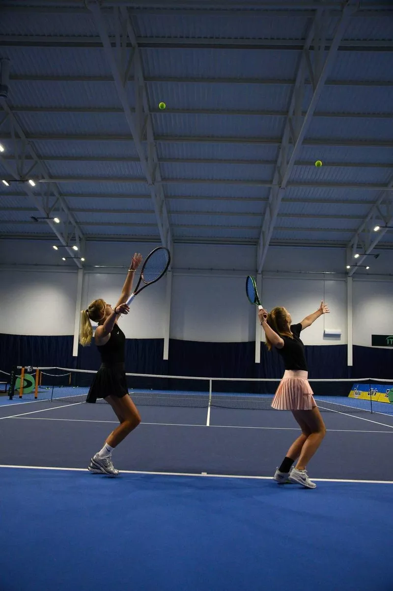 Заняття Тенісом,  оренда корту та турніри в Marina Tennis Club,  Київ. 5
