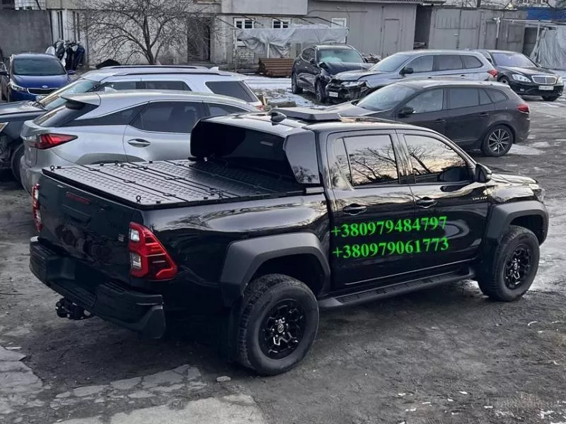 Силова кришка кузова пікапа Toyota Hilux GR Sport – максимальний захис 7