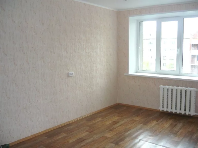 Косметичний ремонт Поклейка шпалер 