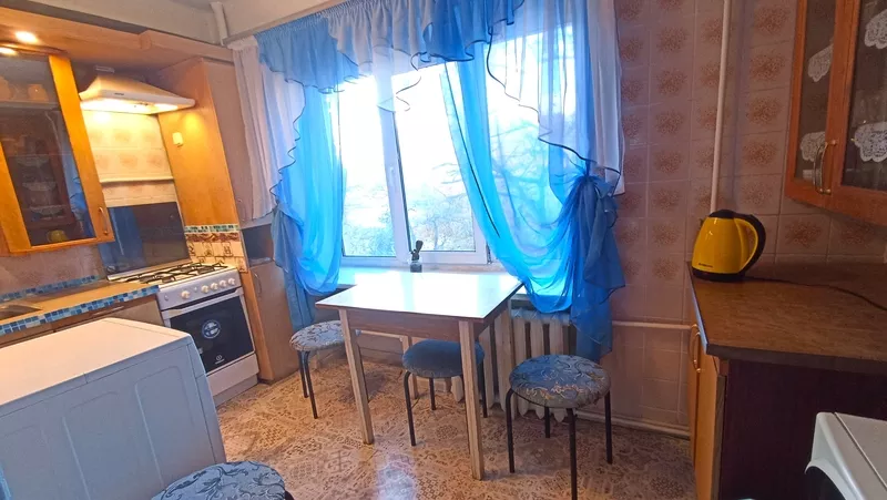 Киев. 4-хкомнатная квартира.Бул.Л.Украинки, 9.Центр.Хозяин. 4