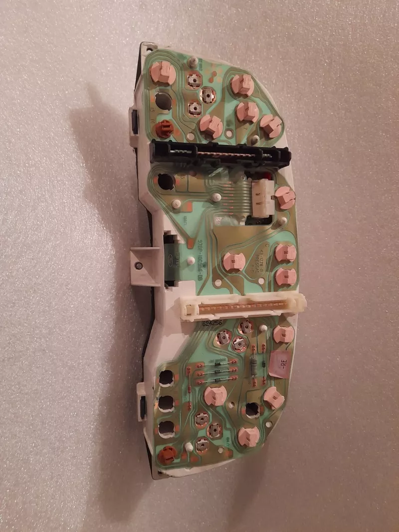 Приборна панель Ford Mondeo mk 1-2 1, 6-1.8  3