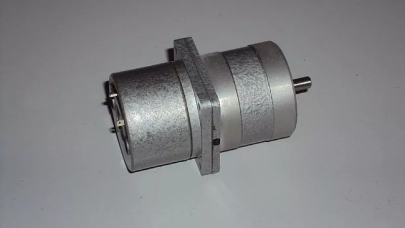 Тахогенератор ТГП-1 — это профессиональный прибор