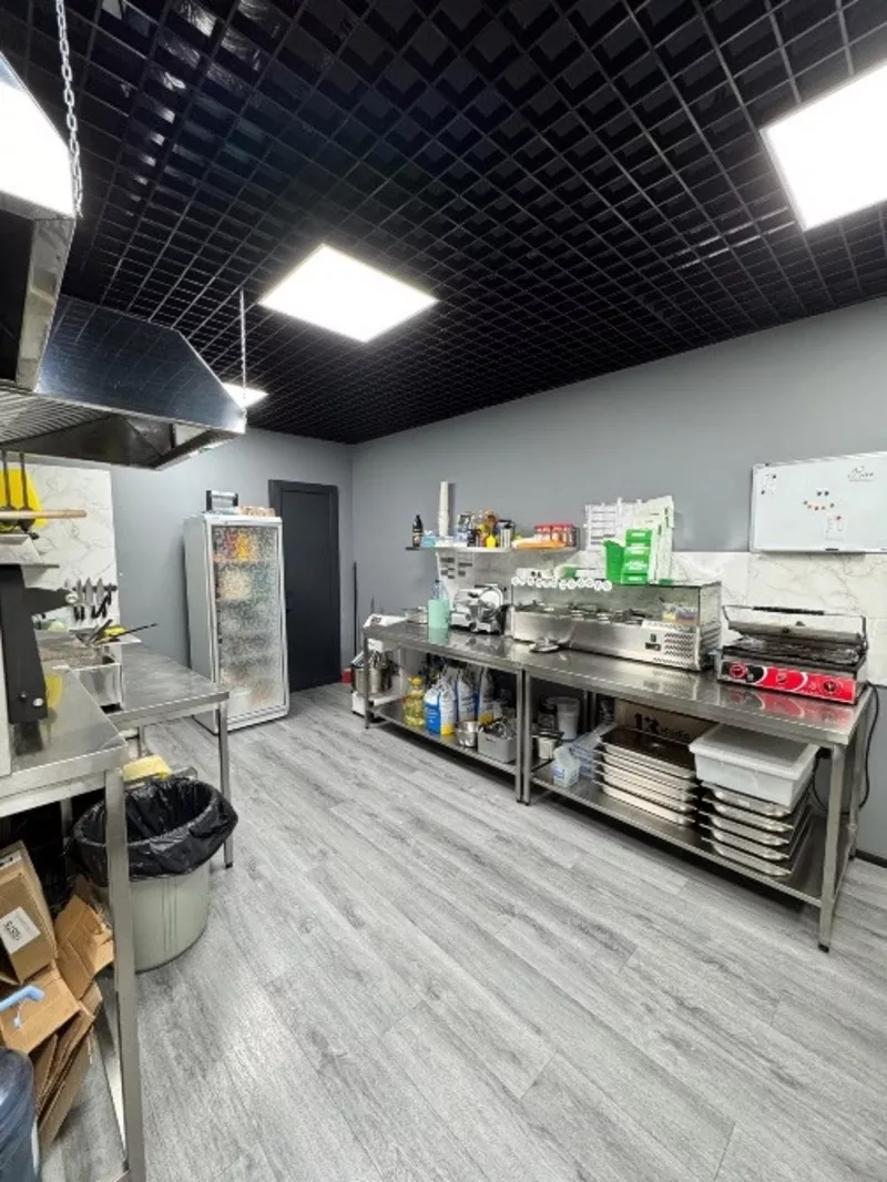 Готовий бізнес в ЖК Міністерський— фастфуд: шаурма,  бургери,  піца 4