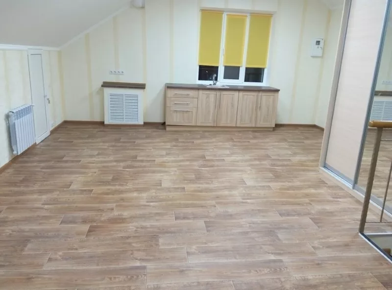 Оренда офісу на вул. Мрії,  Берковець,  генератор,  ремонт,  рез.інтернет