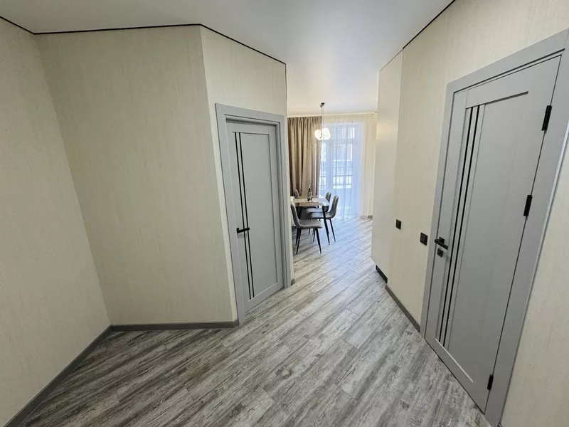 БЕЗ КОМІСІЇ ! Стильна та світла квартира з СУЧАСНИМ ремонтом !!!!