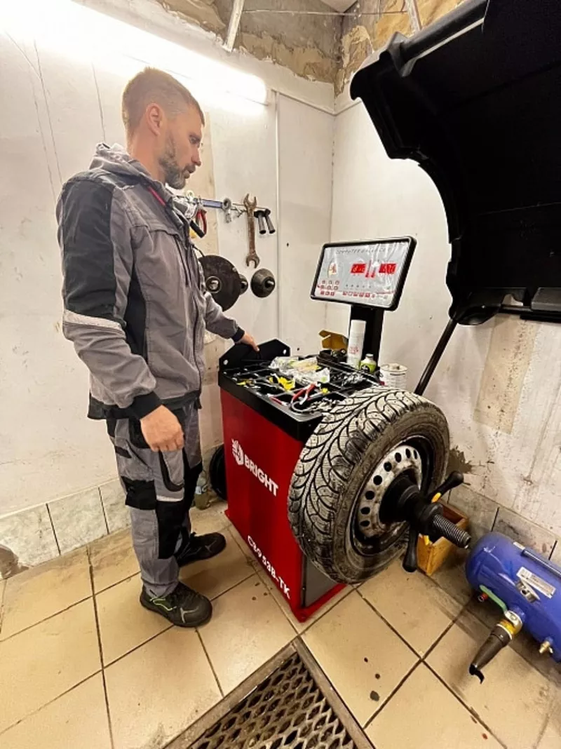 Послуги Сто. Шиномонтаж - балансировка. Развал-сходження