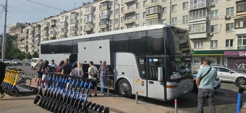 Оренда автобусів та мікроавтобусів для будь-яких подій 7