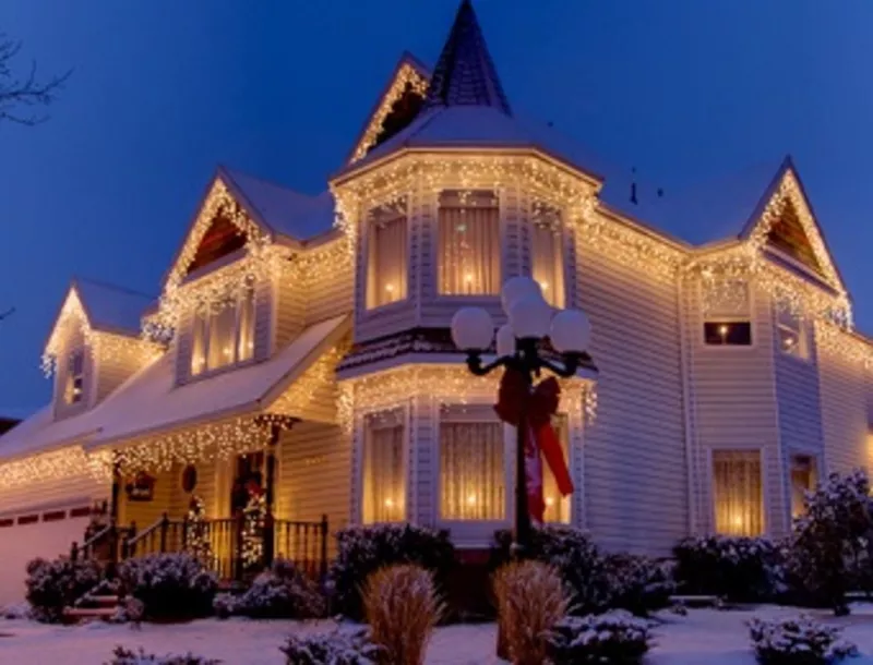 Новорічна ілюмінація,  прикрасити гірляндами! 3