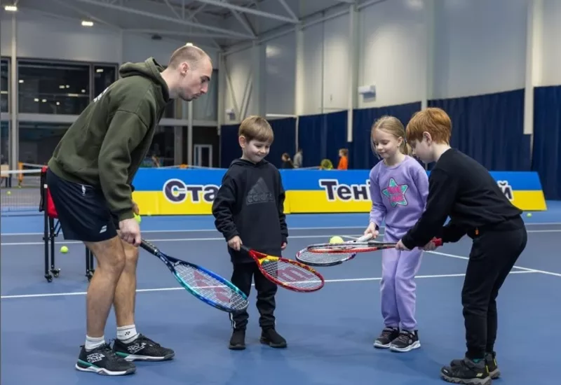 Профессиональный теннисный клуб,  аренда кортов на Троещине.  3