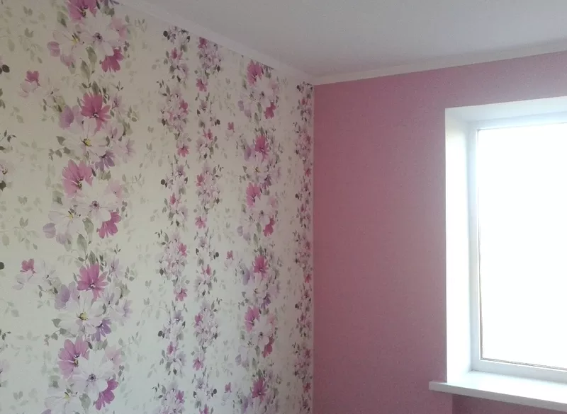 Обклеювання шпалерами недорого Київ