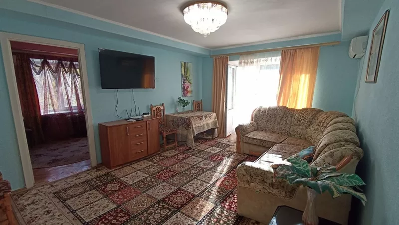 Сдам 4комнатную квартиру в Киеве посуточно