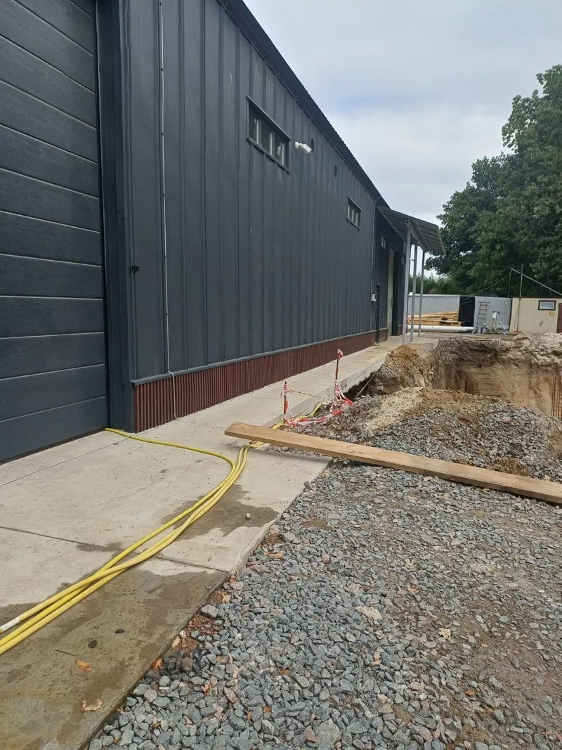 Монтаж сендвіч-панелей,  металоконструкцій,  профлист 2