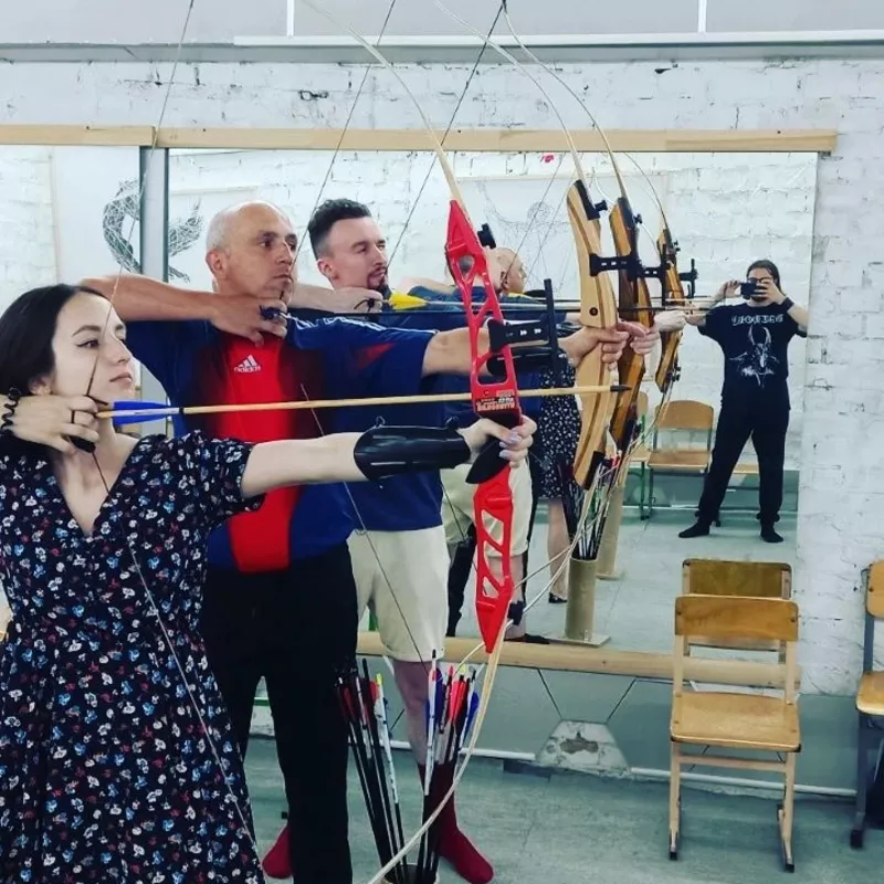 Корпоратив і тімбілдинг у Києві — стрільба з лука для компанії 3
