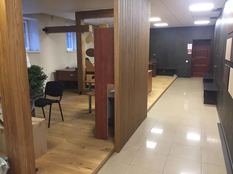 Оренда 2-х кімнат площею 100, 1 м2 цокольного поверху офісного приміщен 2