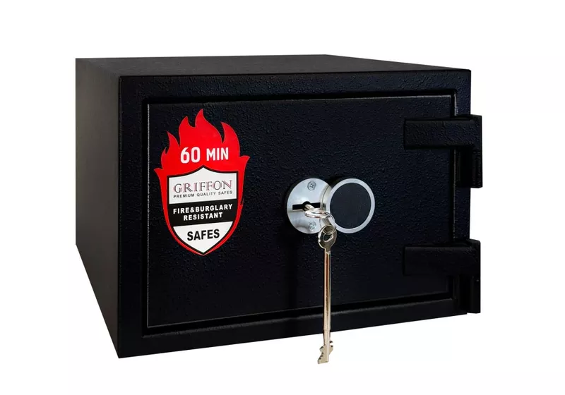 Сучасний сейф Griffon FRS.25.K Black з швидкою доставкою - VinCom