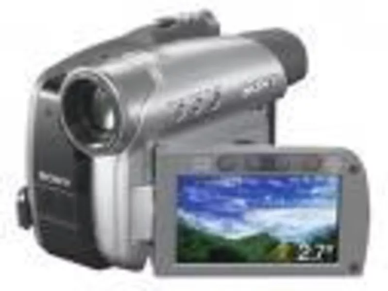 Продам цифровую видеокамеру Canon MV920