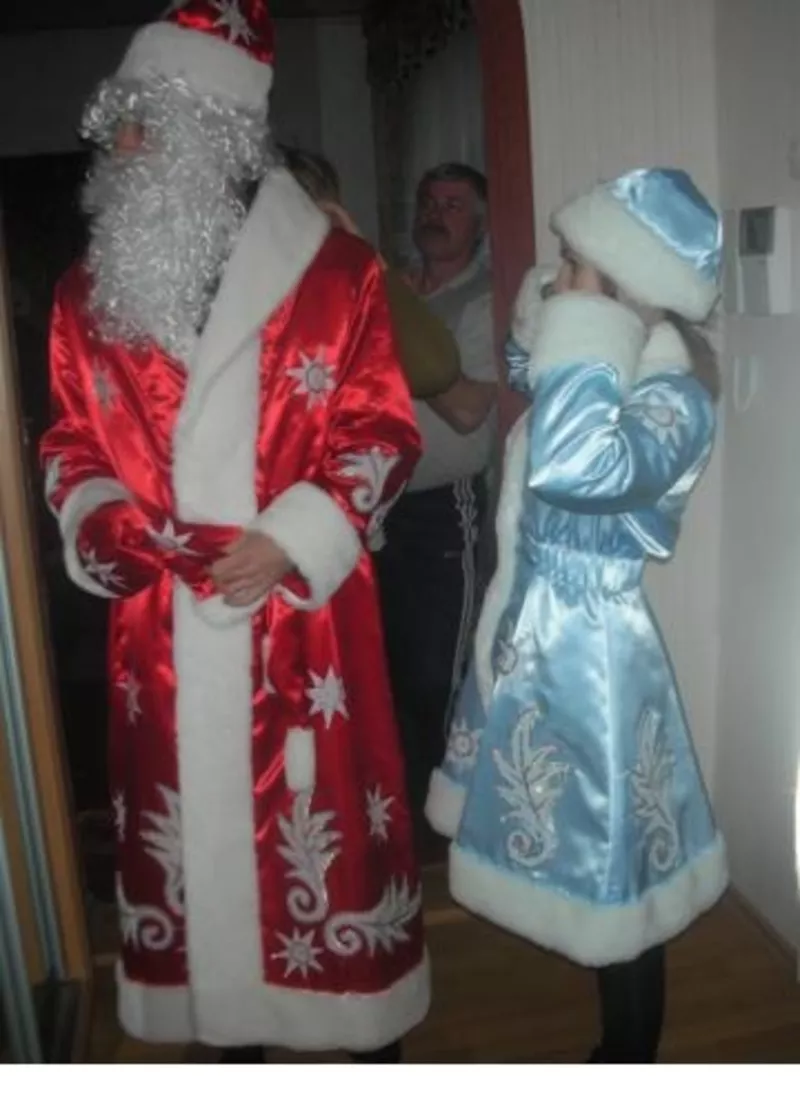 Новогодние костюмы Деда Мороза и Снегурочки 4