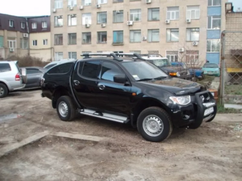 Кабина(кунг) на Mitsubishi L200,  Nisan,  Mazda,  SangYong 4